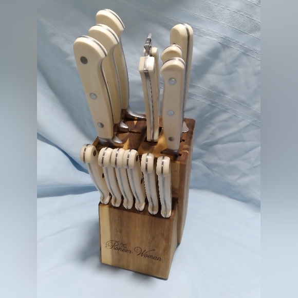 The Pioneer Woman Kitchen The Pioneer Woman Knife Set Poshmark